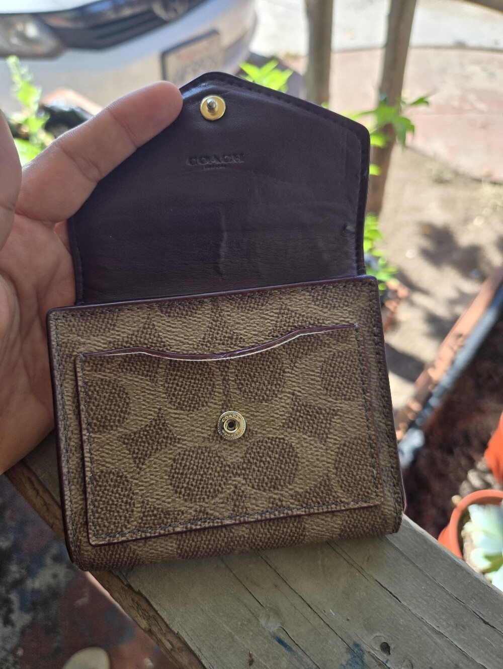 Coach Two-Tone Leather Envelope Wallet in Brown and Tan - Picture 3 of 7